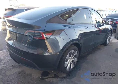 2024 Tesla Model Y Long Range Dual Motor All-Wheel Drive from USA, damaged, VIN 7SAYGDEE8RA233519